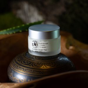 Cremă hidratantă pentru față cu ulei de Avocado